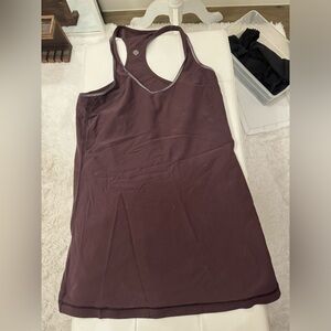 Reversible Lululemon tank top (maroon/wine)